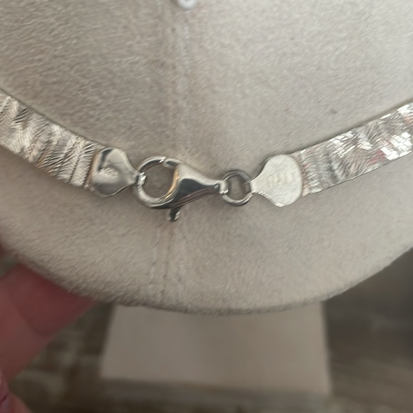 Vintage JCM 925 Sterling Silver Textured Necklace - Picture 3 of 5